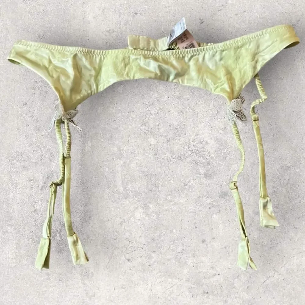 Victoria’s Secret Light Green Brocade and Lace Bows Garter Belt Sz M/L
